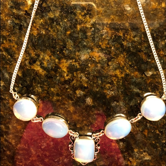 🔹Price Drop🔹Milky Opal Gemstone Statement - Picture 5 of 7